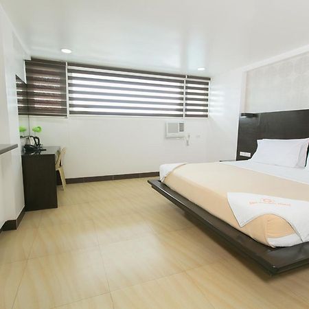 Sun Garden Hotel Tarlac Eksteriør billede